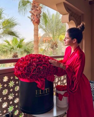 Faux Red Rose Hatbox