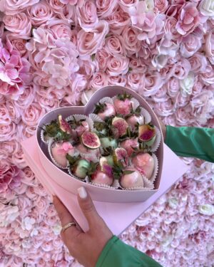 Pink Tiffany Berries