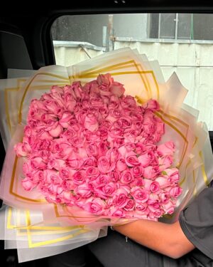 The Grand 200 Rose Bouquet