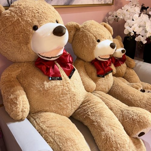Giant teddy bear handmade by us luxurious eco friendly bear 1.6m 550aed 2